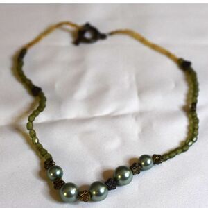 Vintage Victorian Style Multi Color/Shapes/Sizes Beads 14" Toggel Latch Necklace